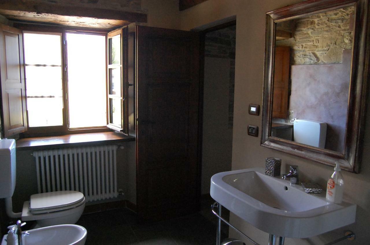 Appartamenti Cenni - Relais Su Lago Varsi Kültér fotó