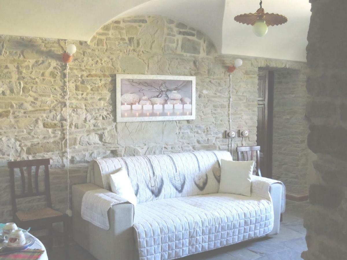 Appartamenti Cenni - Relais Su Lago Varsi Kültér fotó